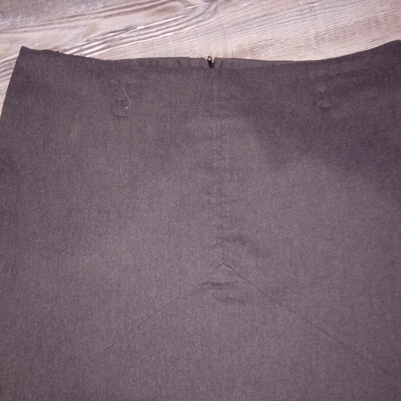 Spring Street Charcoal Grey Pencil Skirt - Picture 3 of 4